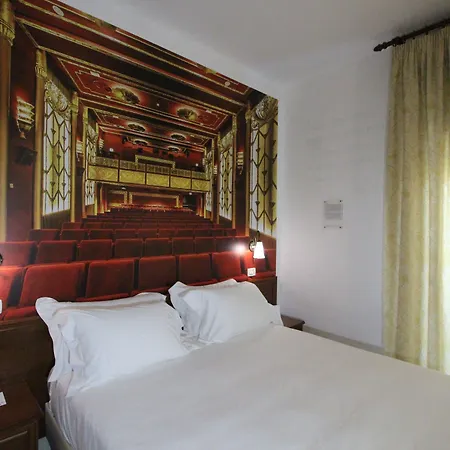 Sovrana Beach Hotel - Pet Friendly - Breakfast Until 12 - Parking-3